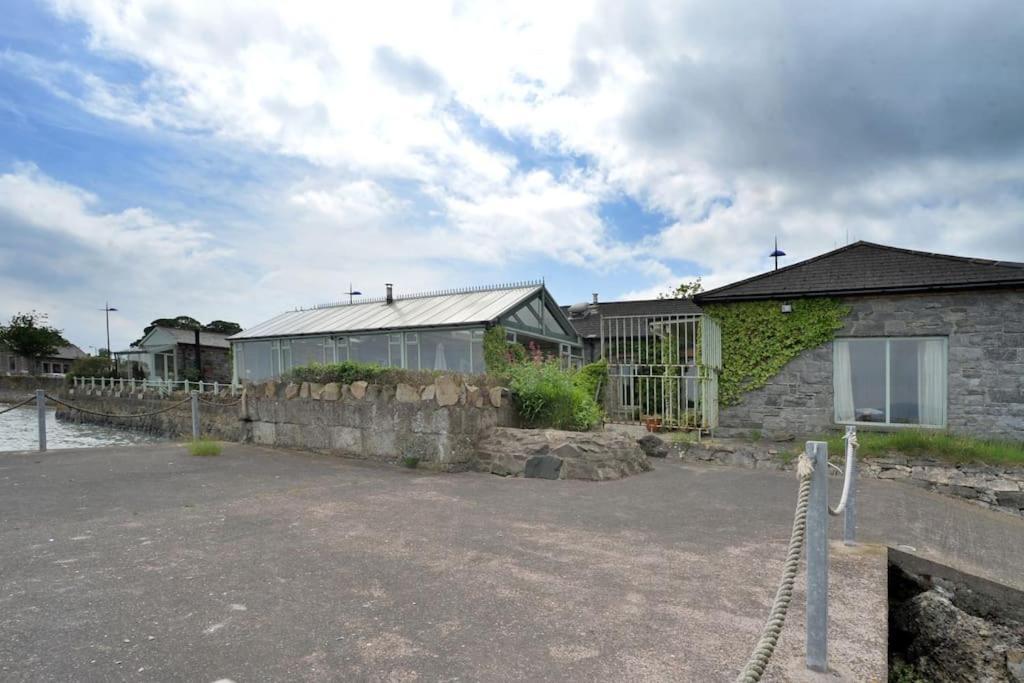 Wood Quay - A Truly Unique, Seafront Experience! Carlingford Exterior foto