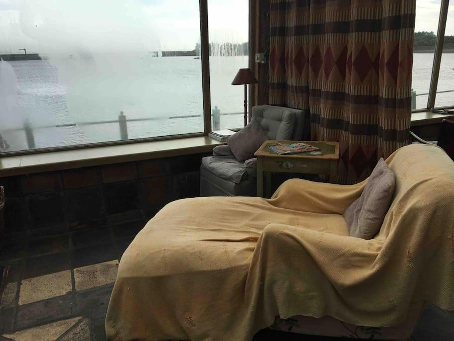 Wood Quay - A Truly Unique, Seafront Experience! Carlingford Exterior foto