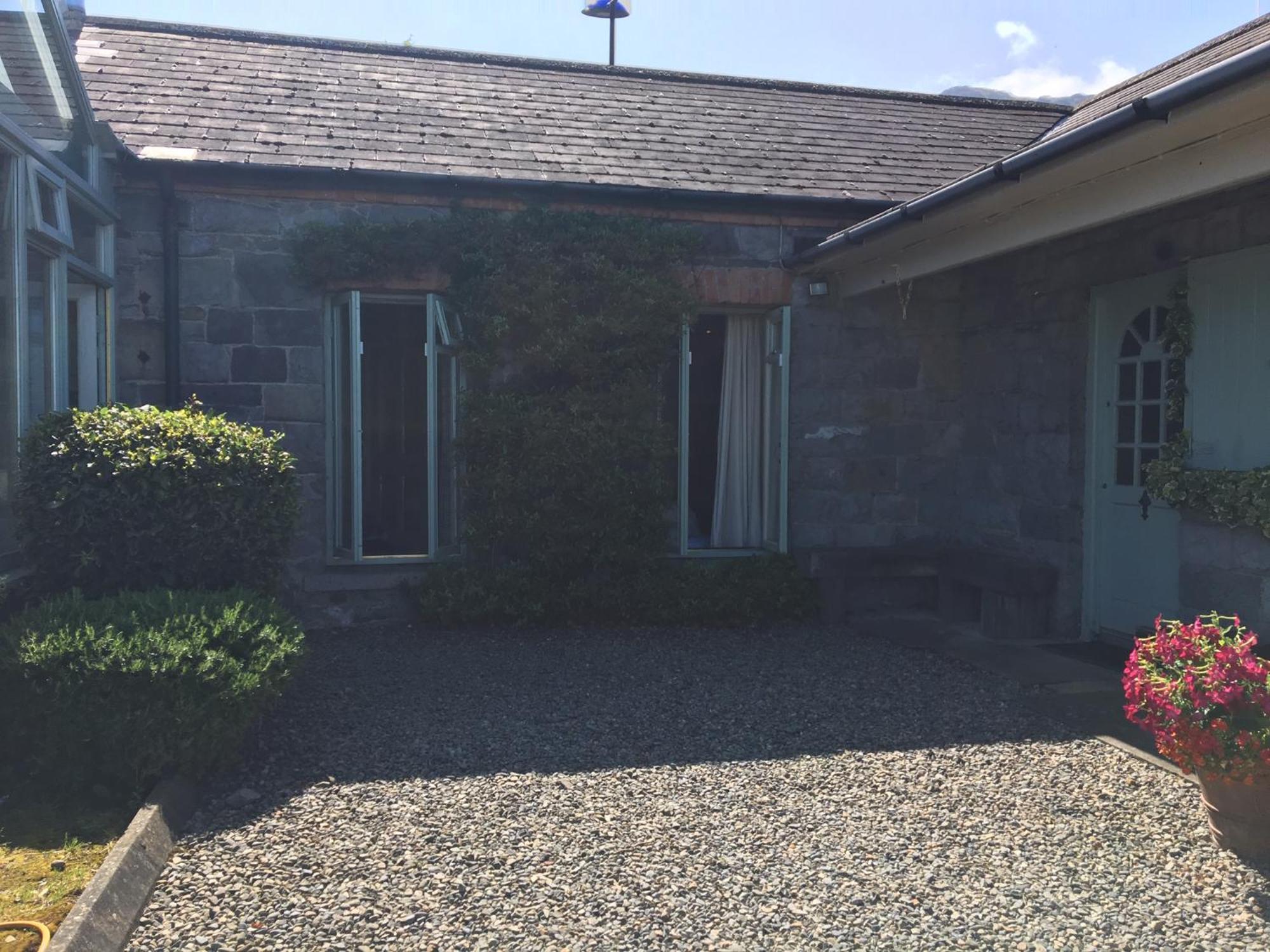 Wood Quay - A Truly Unique, Seafront Experience! Carlingford Exterior foto